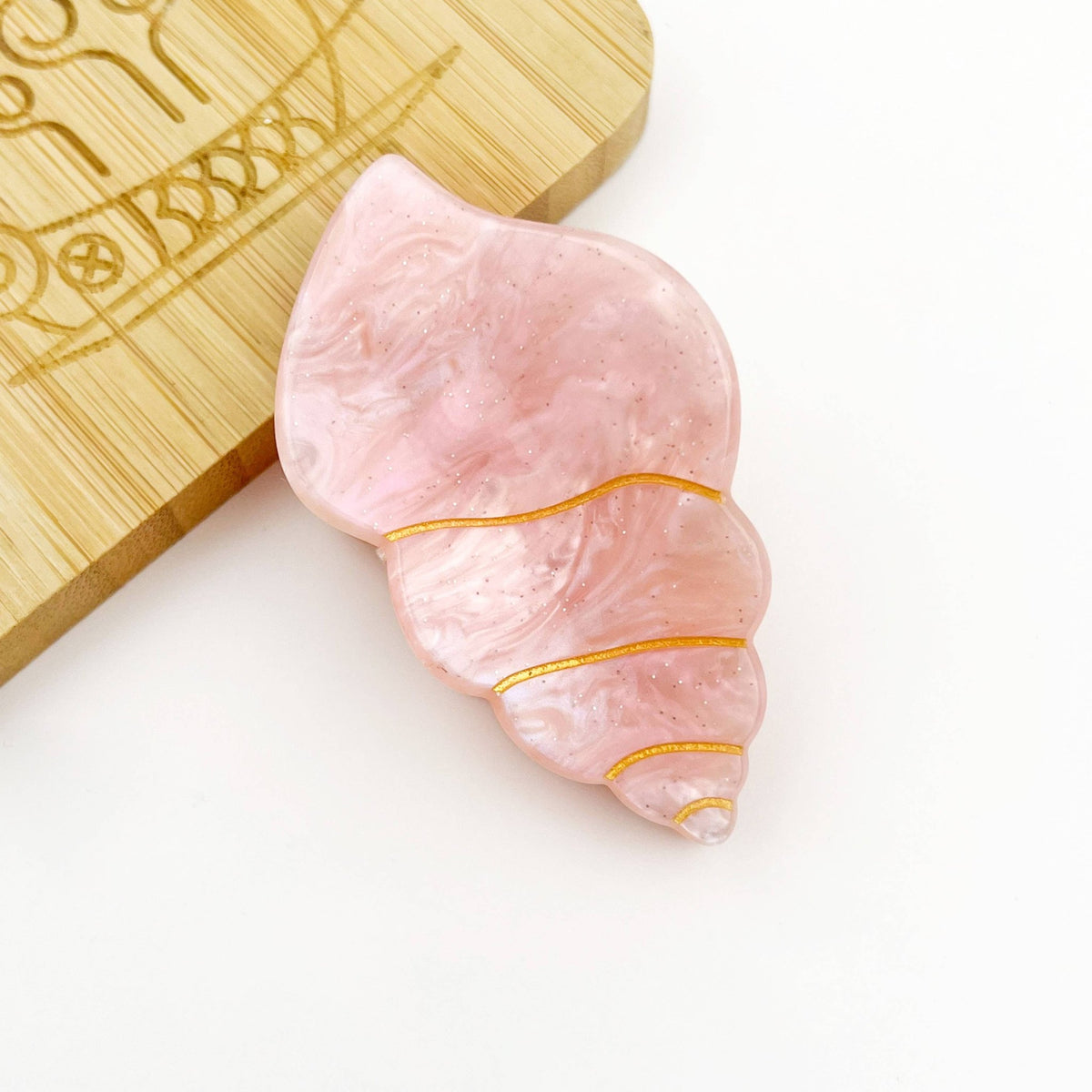 Seashell Claw Clip, Elegant Coastal-Inspired Hair Accessory - Abigail Fox Designs Nantucket