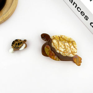 Turtle Claw Clip, Large & Mini Hair Clip - Abigail Fox Designs Nantucket