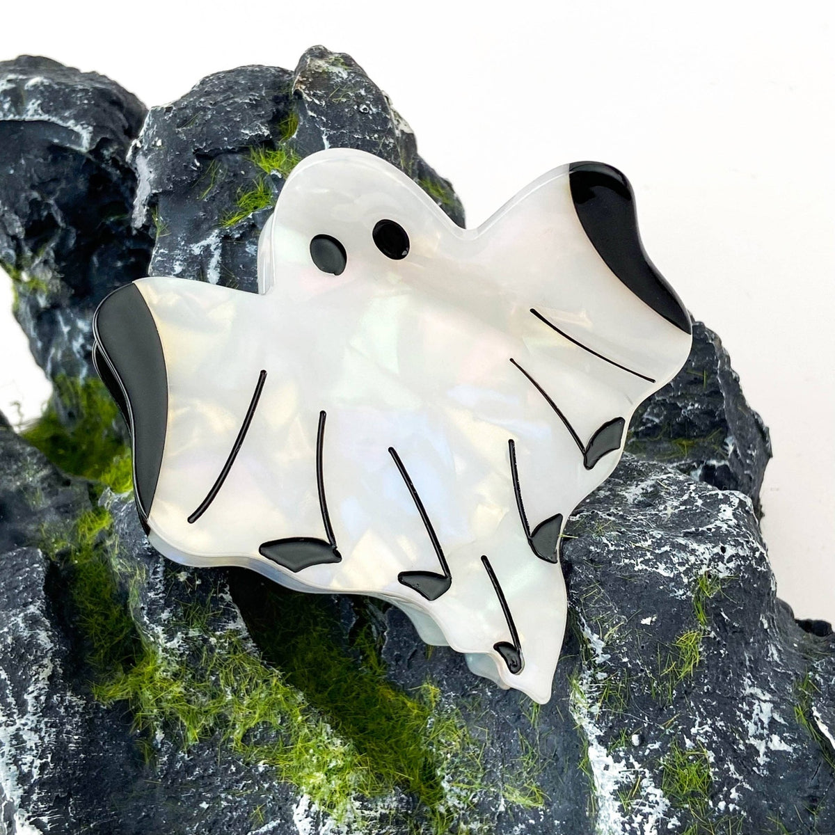White Ghost Hair Claw Clip, Cute Halloween Hair Clip - Abigail Fox Designs Nantucket