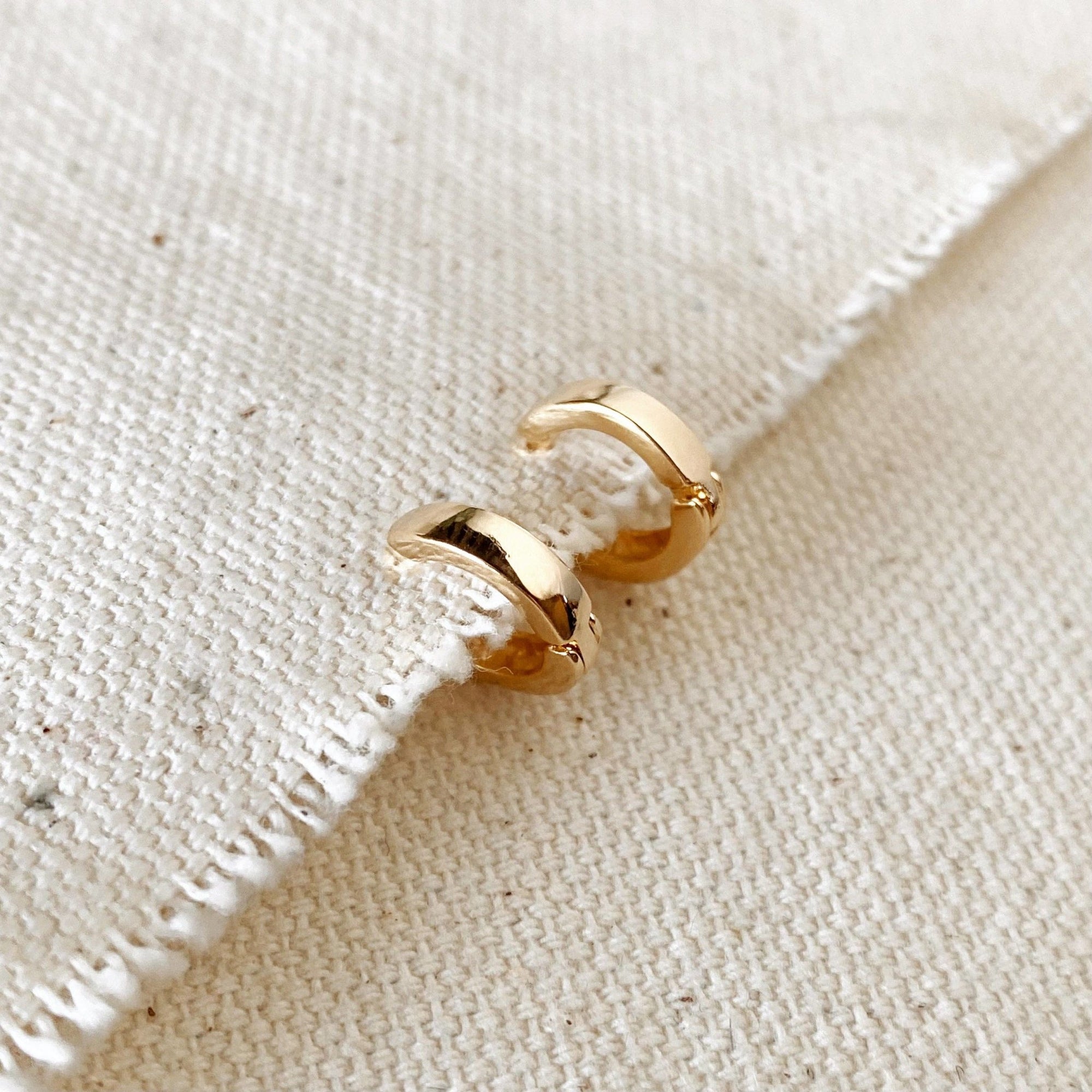 18k Gold Filled Petite Polished Clicker Earrings - Abigail Fox Designs